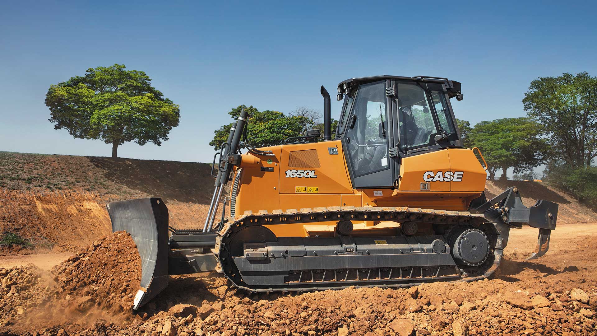 TRACTOR DE ORUGAS 1650L